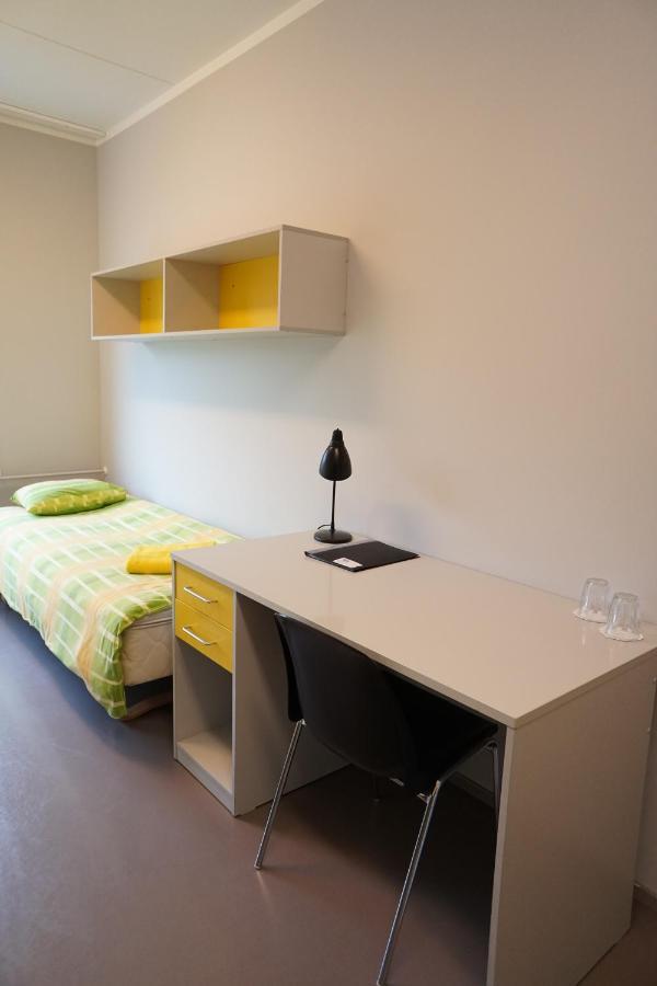 Downtown Hostel Tartu Exteriör bild
